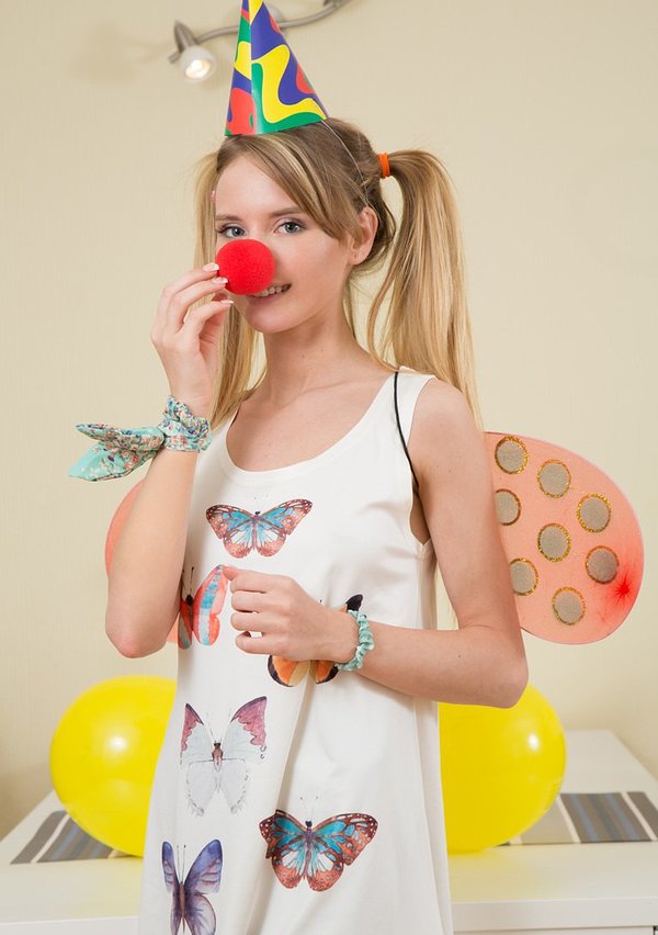 Оля, 18 лет, 1 размер груди